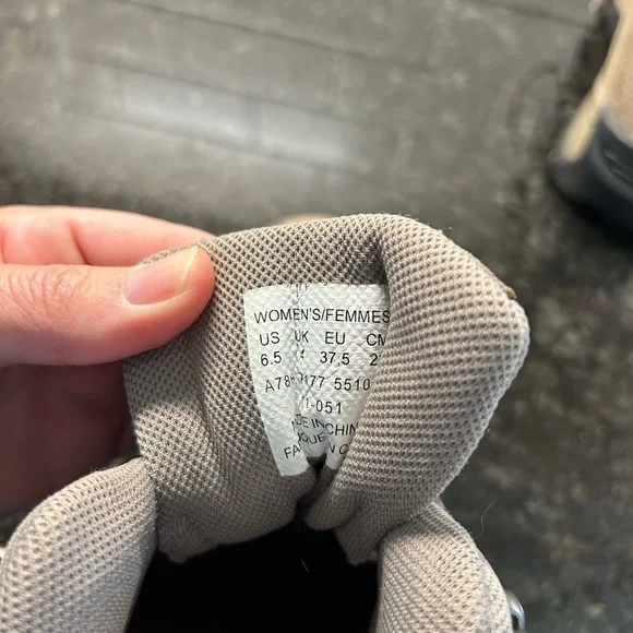 Women's‎ northface boots 6.5 - Picture 8 of 8